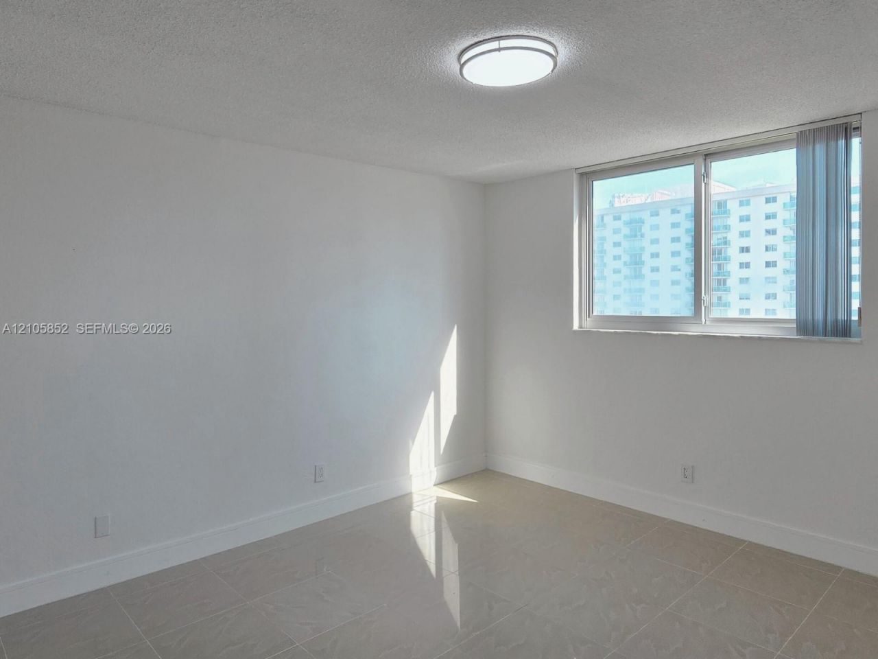 19380 Collins Ave , Unit 1002, Sunny Isles Beach, FL 33160 Photo