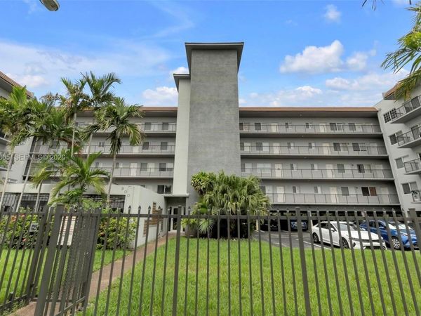900 SW 84th Ave , Unit 309A, Miami, FL 33144