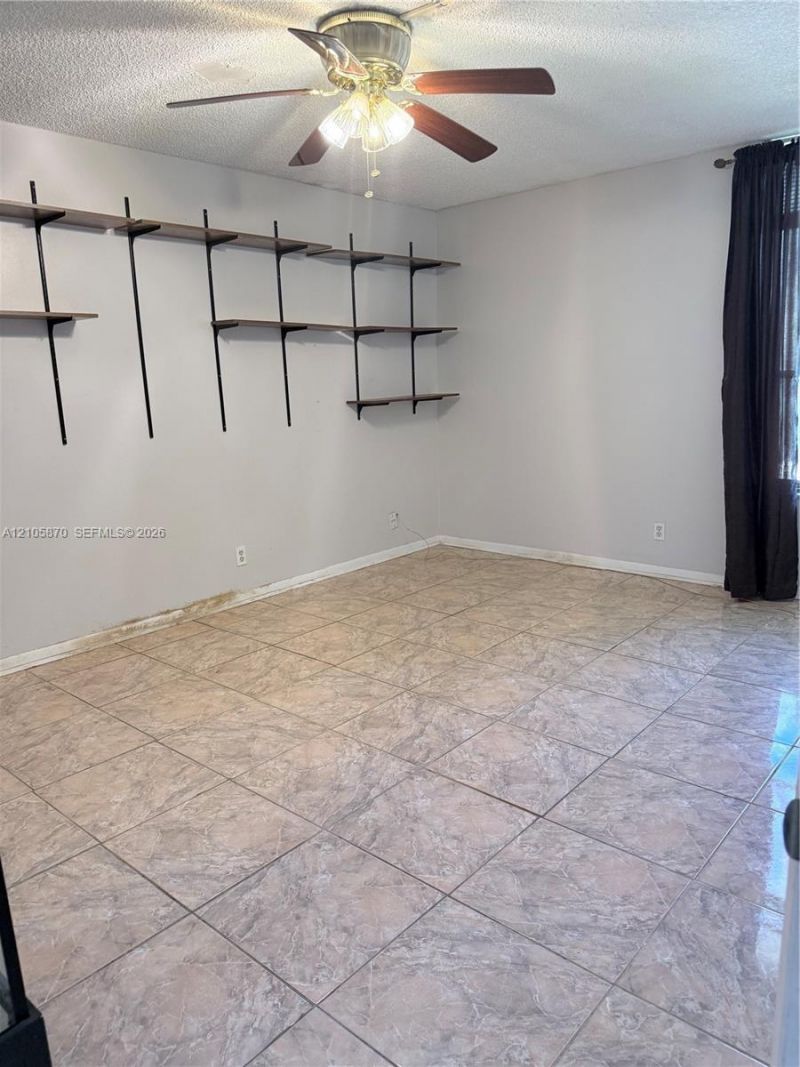 7173 Orange Dr , Unit 204B, Davie, FL 33314 Photo