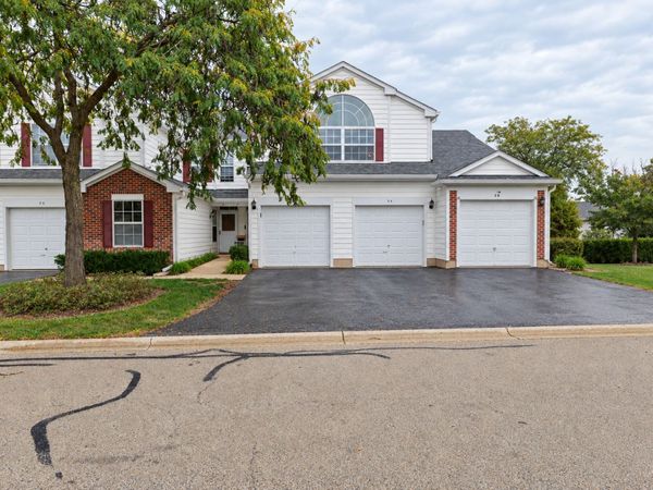 7 Hoover Court , Unit B, Streamwood, IL 60107