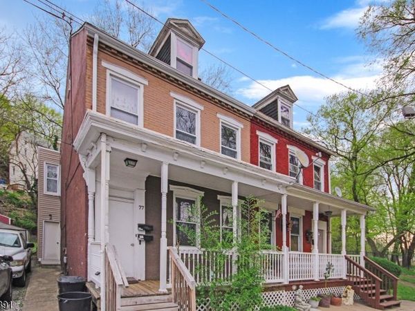 77 Brainard St, Phillipsburg, NJ 08865