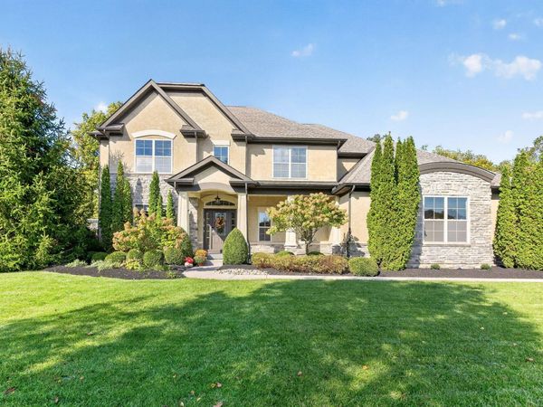 8620 Mallard Circle , Plain City, OH 43064