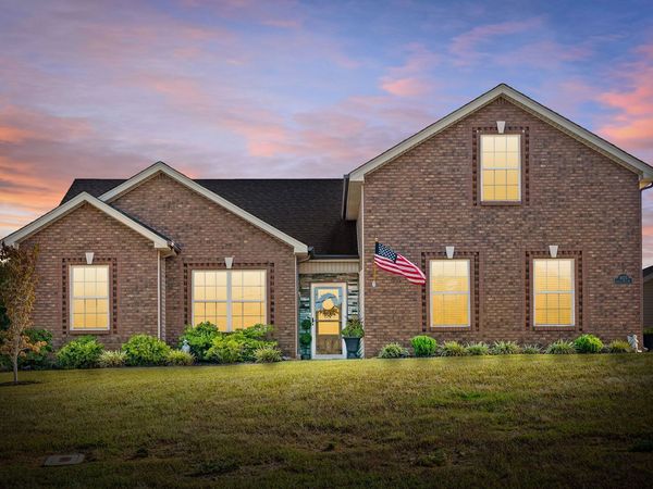 4025 Chapel Hill Road , Clarksville, TN 37040