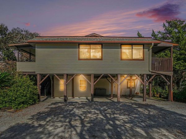 2304 Perrin Dr. , North Myrtle Beach, SC 29582