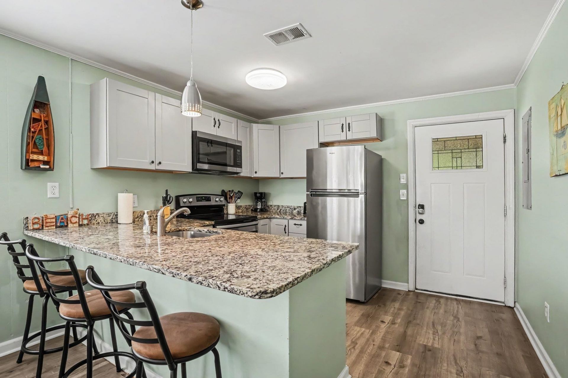 2304 Perrin Dr.  Photo 12