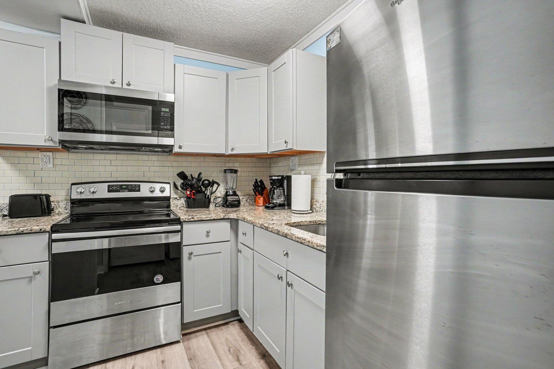 2304 Perrin Dr.  Photo 31