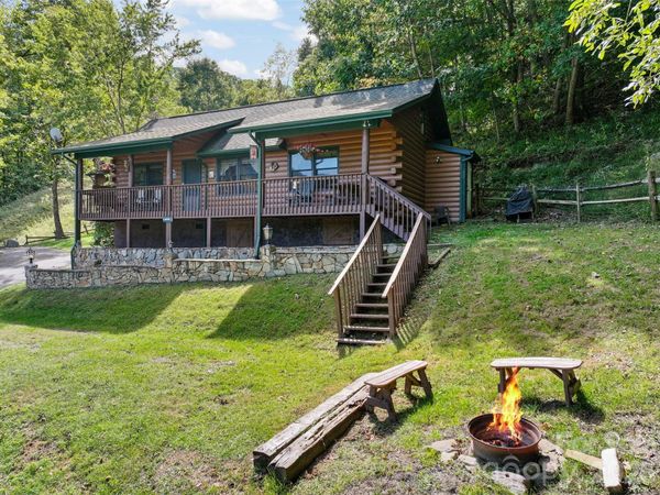 159 Son Country Lane, Waynesville, NC 28785