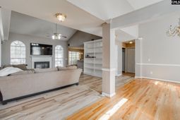 1100 Glendevon Circle  photo 4