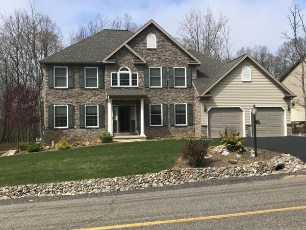 24 E Players Way, Hazleton, PA 18202