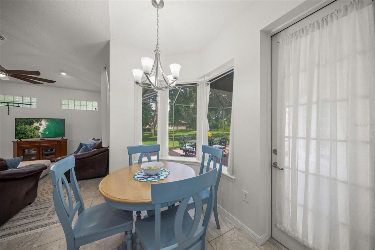 4749 Acorn Circle, Sarasota, FL 34233 Photo