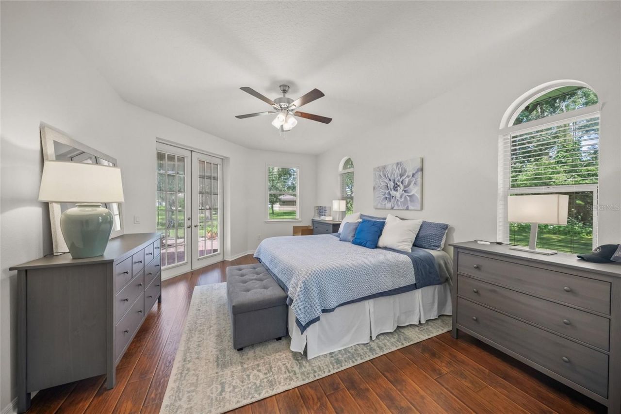 4749 Acorn Circle, Sarasota, FL 34233 Photo