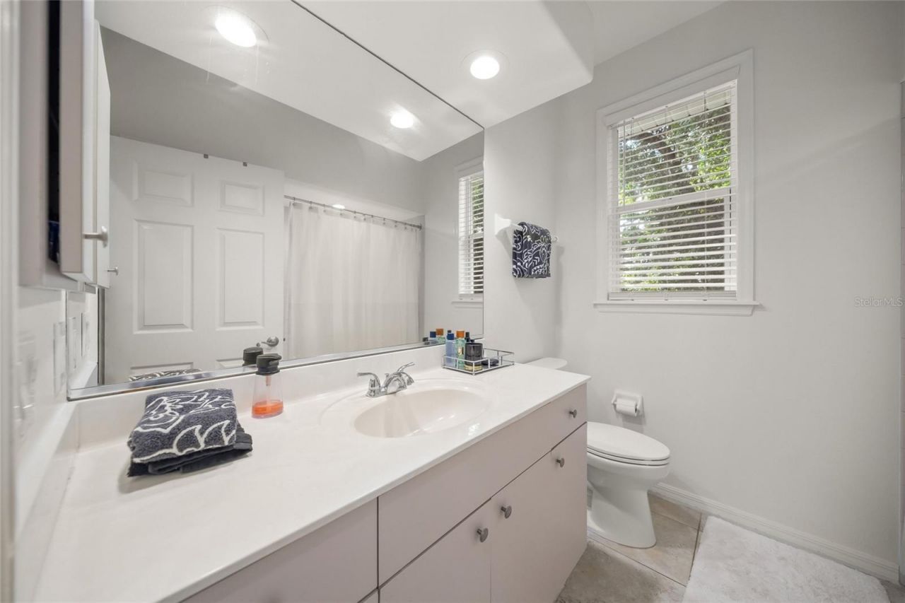 4749 Acorn Circle, Sarasota, FL 34233 Photo