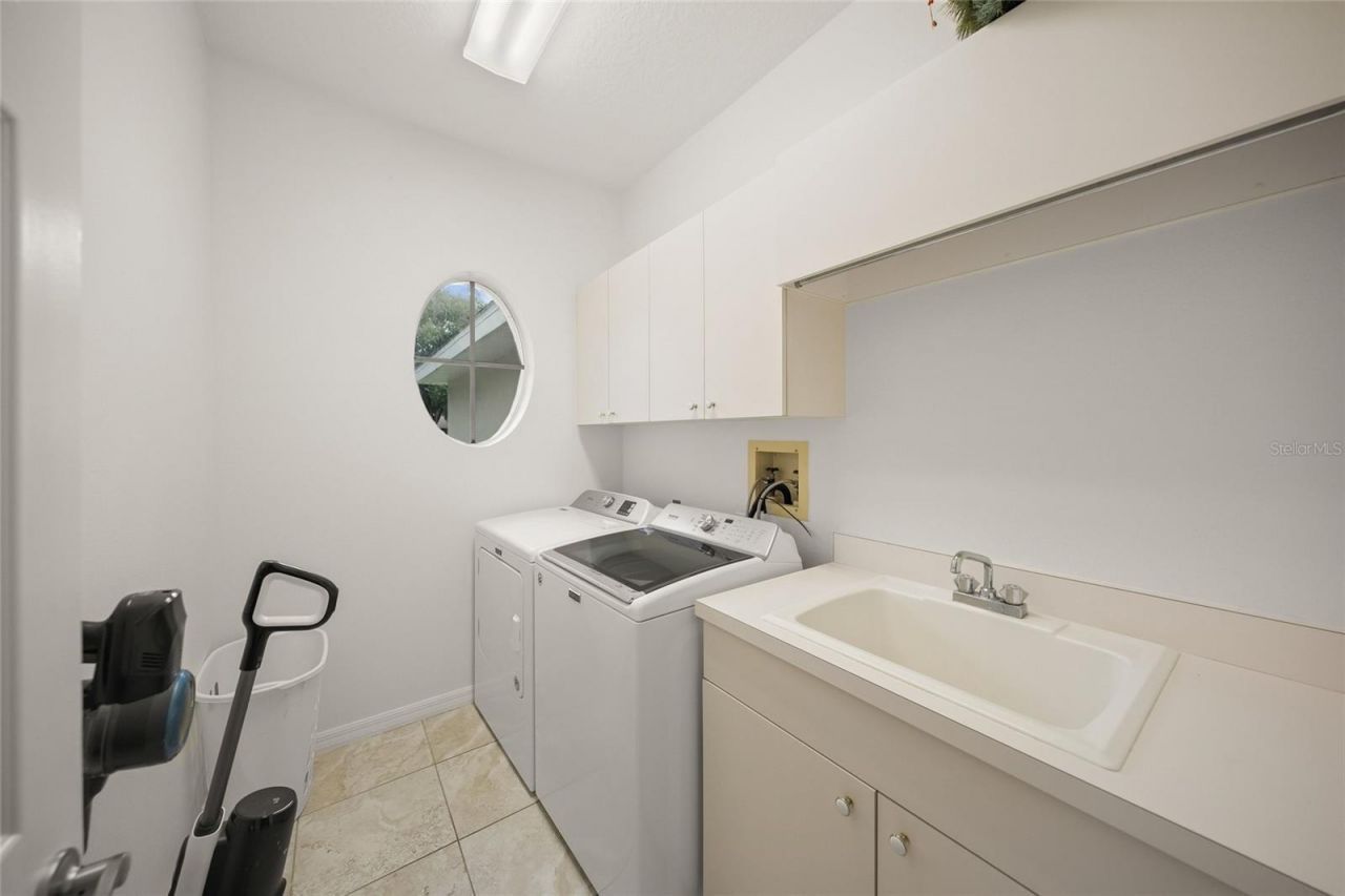 4749 Acorn Circle, Sarasota, FL 34233 Photo