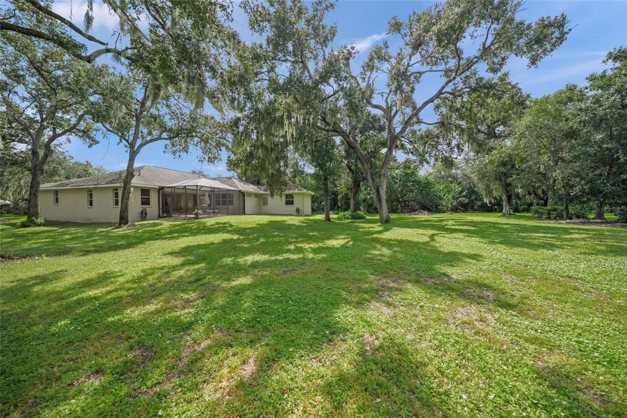 4749 Acorn Circle, Sarasota, FL 34233 Photo