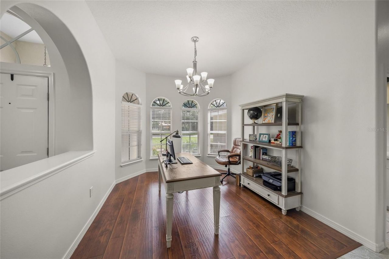 4749 Acorn Circle, Sarasota, FL 34233 Photo