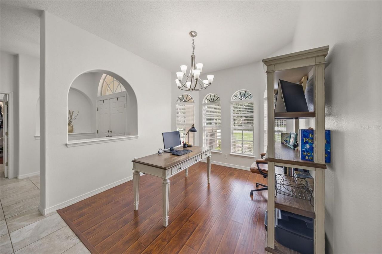 4749 Acorn Circle, Sarasota, FL 34233 Photo