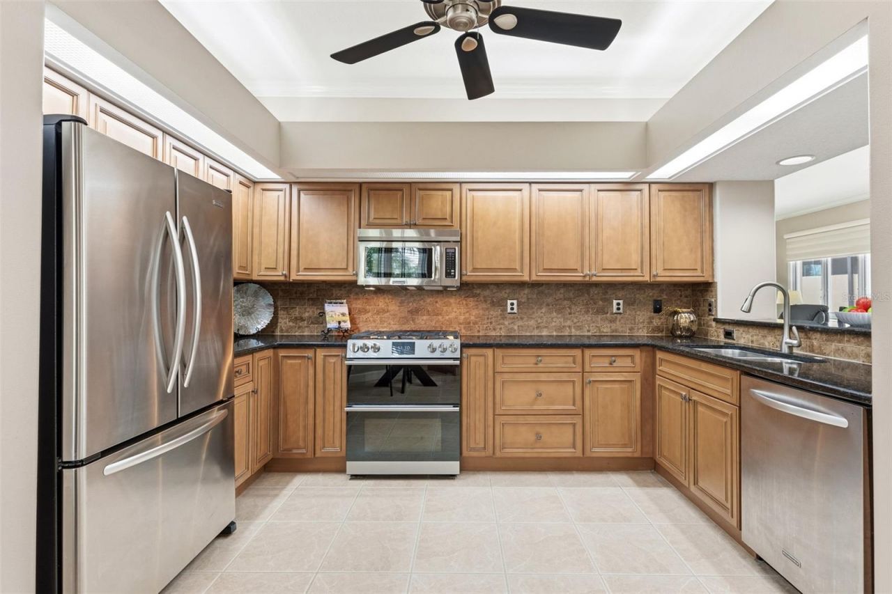 8728 53rd Terrace E, Bradenton, FL 34211 Photo