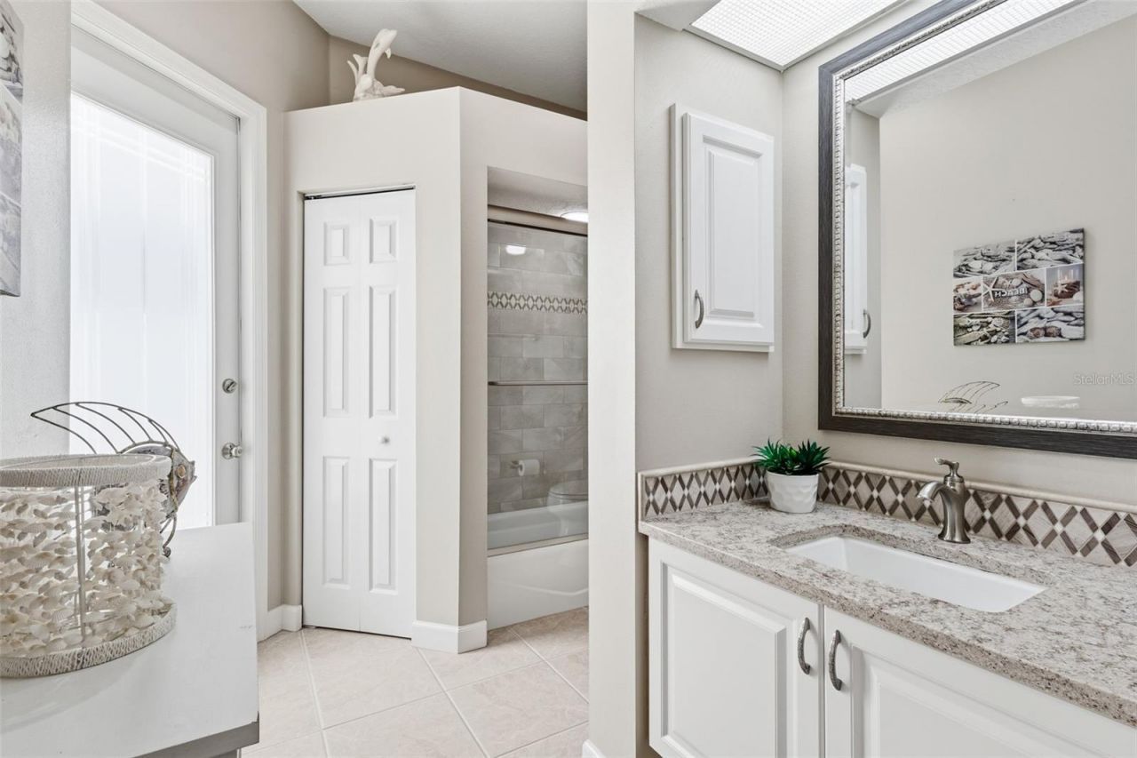8728 53rd Terrace E, Bradenton, FL 34211 Photo