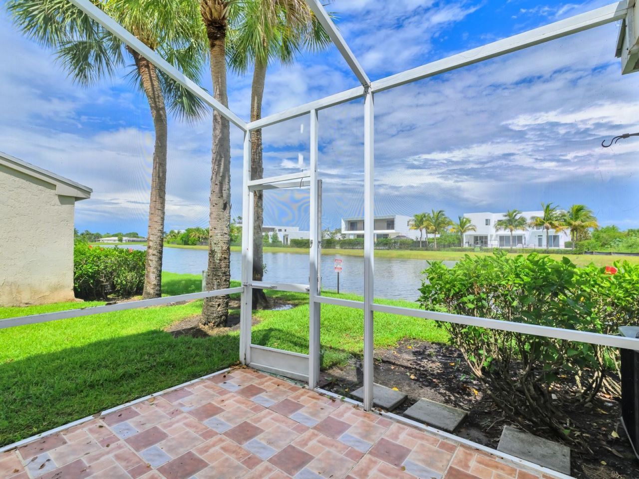 219 Mallory Court, Weston, FL 33326 Photo