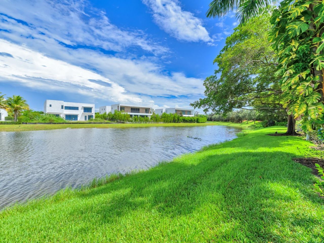 219 Mallory Court, Weston, FL 33326 Photo