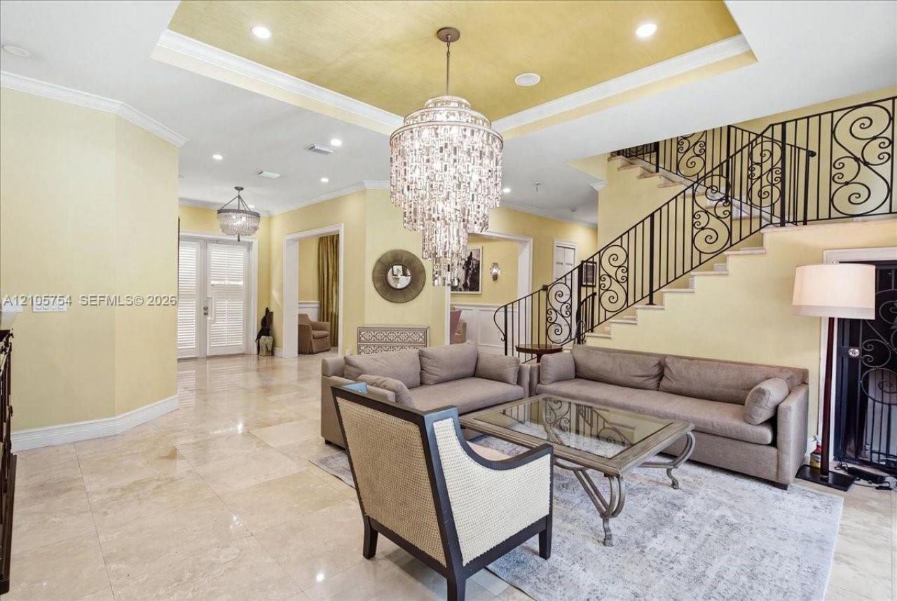6011 SW 82nd St , South Miami, FL 33143 Photo