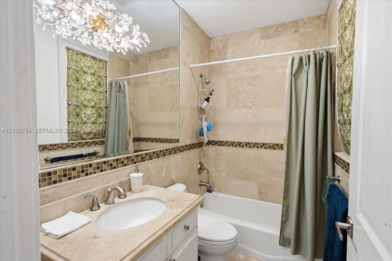 6011 SW 82nd St , South Miami, FL 33143 Photo