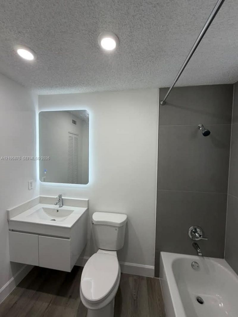 651 Lyons Rd , Unit 10207, Coconut Creek, FL 33063 Photo
