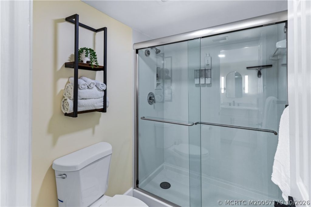 162 SE Saint Lucie Boulevard , Unit 204, Stuart, FL 34996 Photo