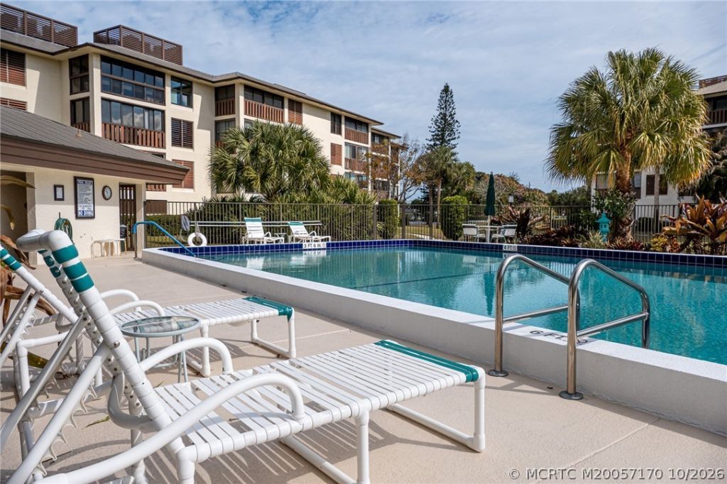 162 SE Saint Lucie Boulevard , Unit 204, Stuart, FL 34996 Photo