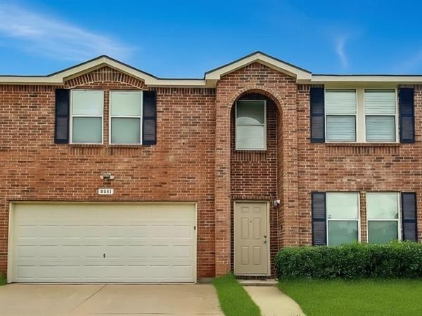 8431 Redheart Street, Arlington, TX 76002