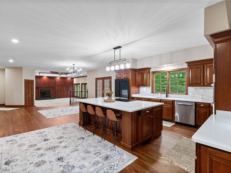 834 Eaton Park Lane, Akron, OH 44303 Photo 13