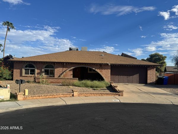 4621 W DAHLIA Drive, Glendale, AZ 85304