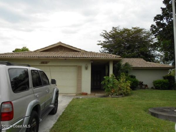 6613 14th Avenue W, Bradenton, FL 34211
