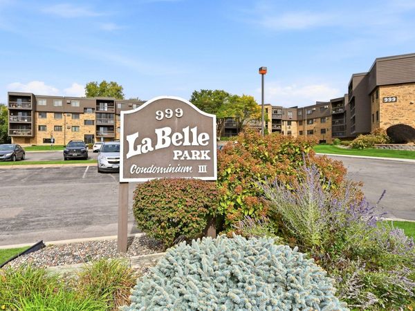 999 41st Avenue NE, Unit 210, Columbia Heights, MN 55421