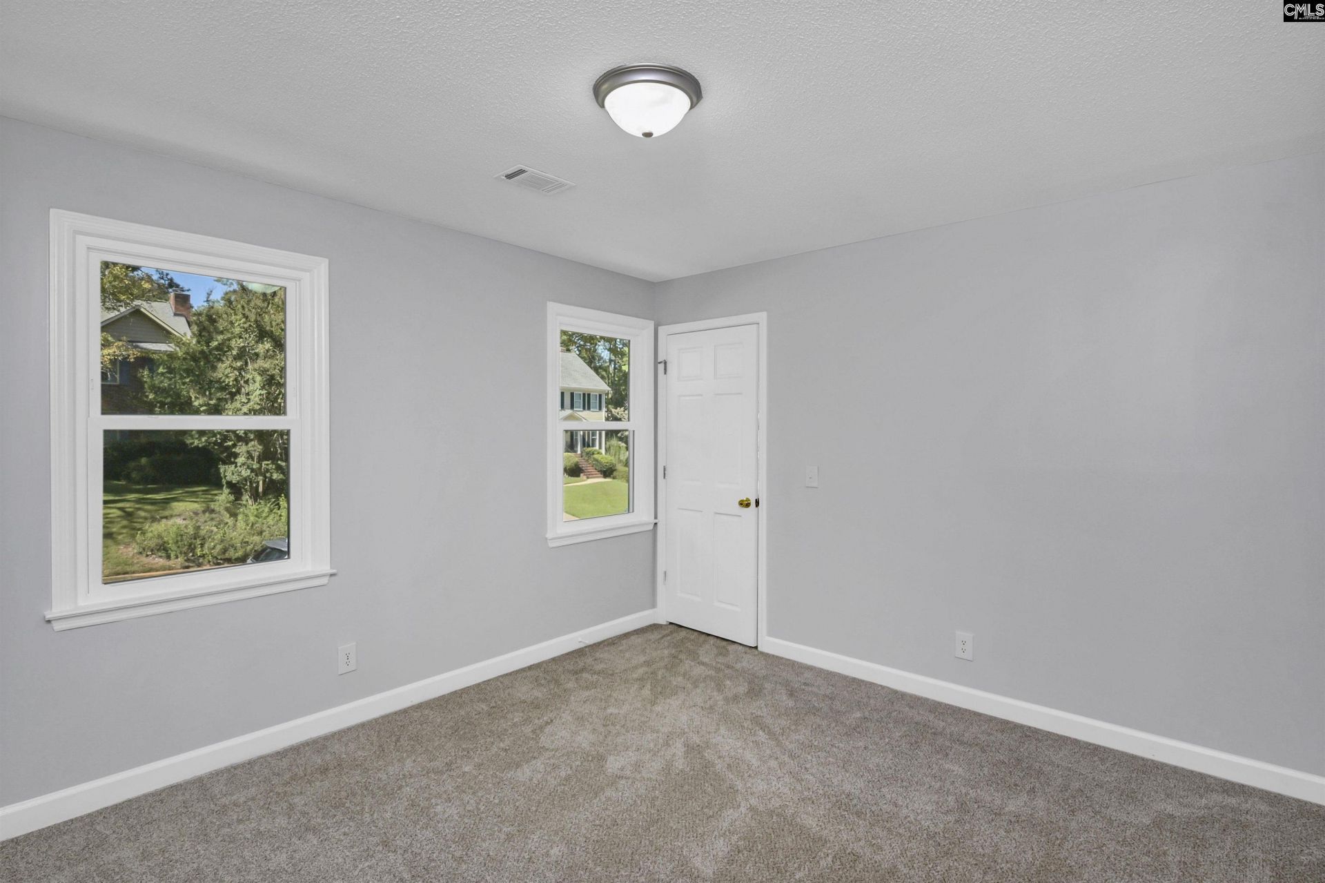 200 Timbercreek Court Photo 32