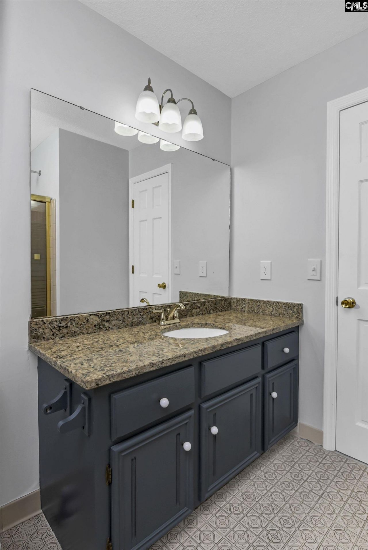 200 Timbercreek Court Photo 36
