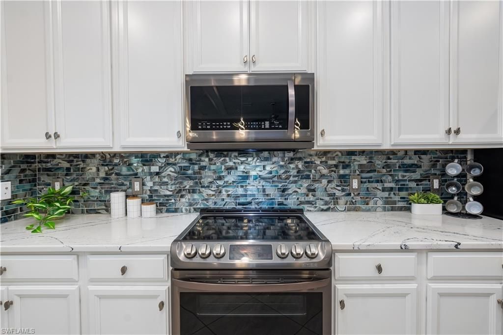 12036 Hawthorn Lake Dr, Unit 202, Fort Myers, FL 33913 Photo