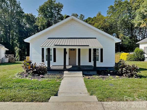 313 Bruce Avenue , Mooresville, NC 28115