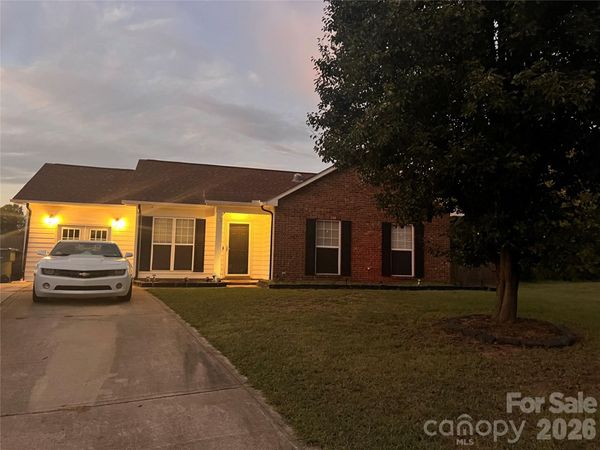 4102 Carolina Pointe Court , Concord, NC 28027