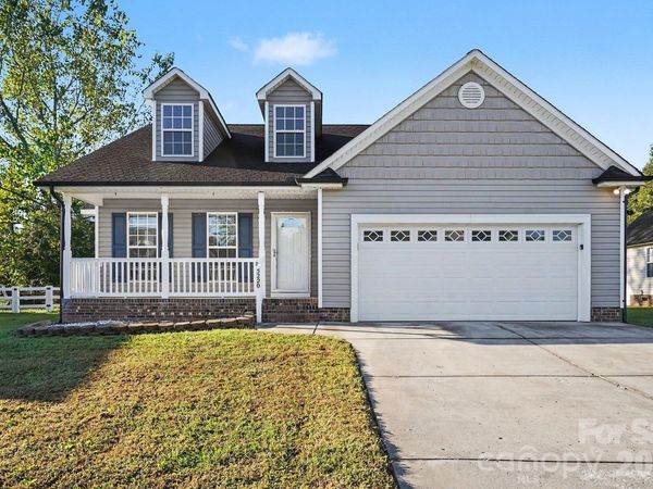 5220 Hildreth Court , Concord, NC 28025
