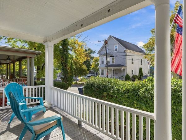 39 Linden St, Salem, MA 01970