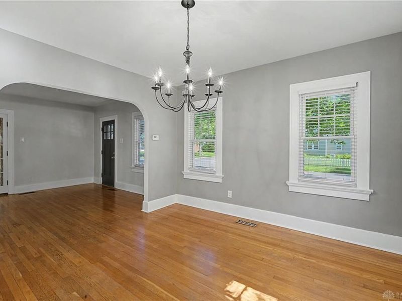 300 Wiltshire Boulevard, Oakwood, OH 45419 Photo 12