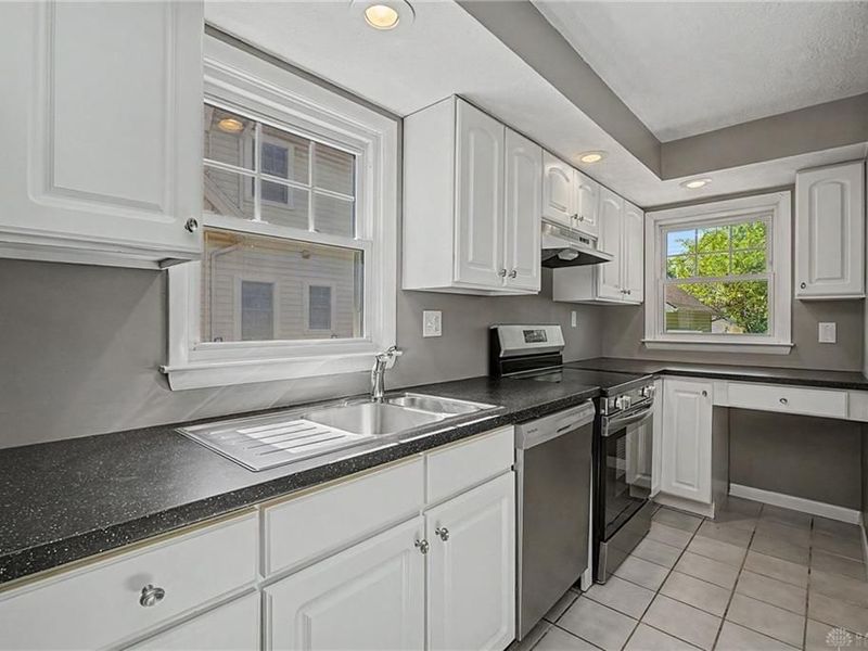 300 Wiltshire Boulevard, Oakwood, OH 45419 Photo 14