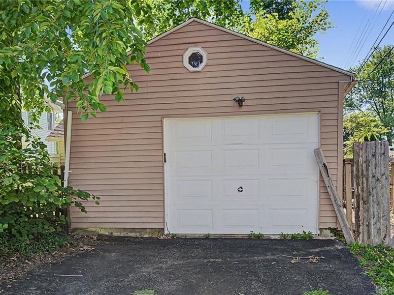 300 Wiltshire Boulevard, Oakwood, OH 45419 Photo 34