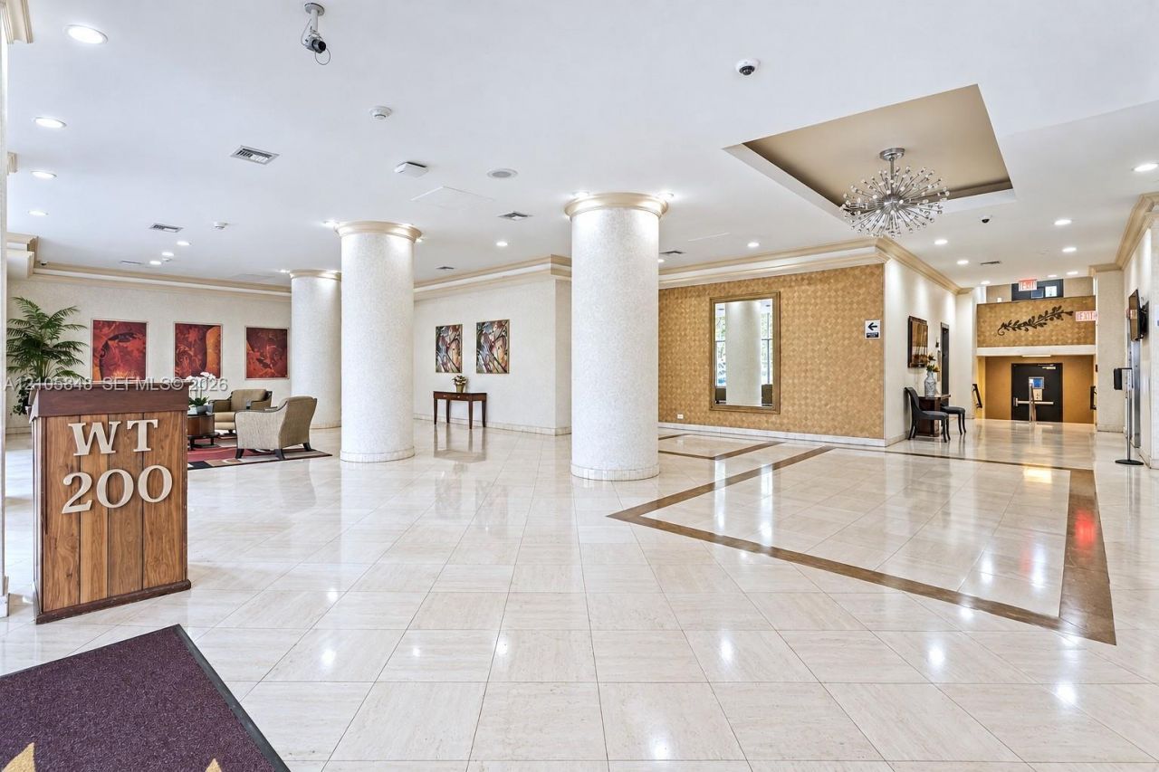 251 174th St , Unit 212, Sunny Isles Beach, FL 33160 Photo