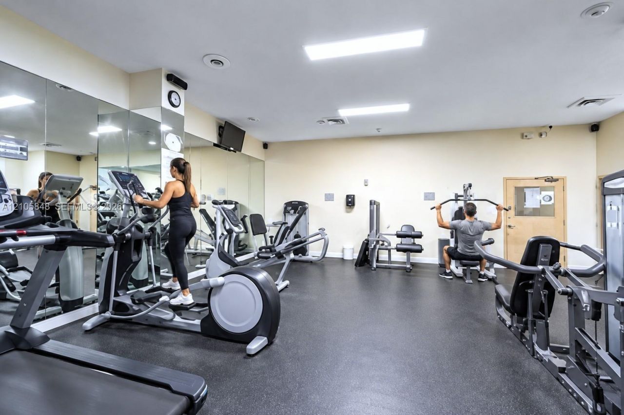 251 174th St , Unit 212, Sunny Isles Beach, FL 33160 Photo