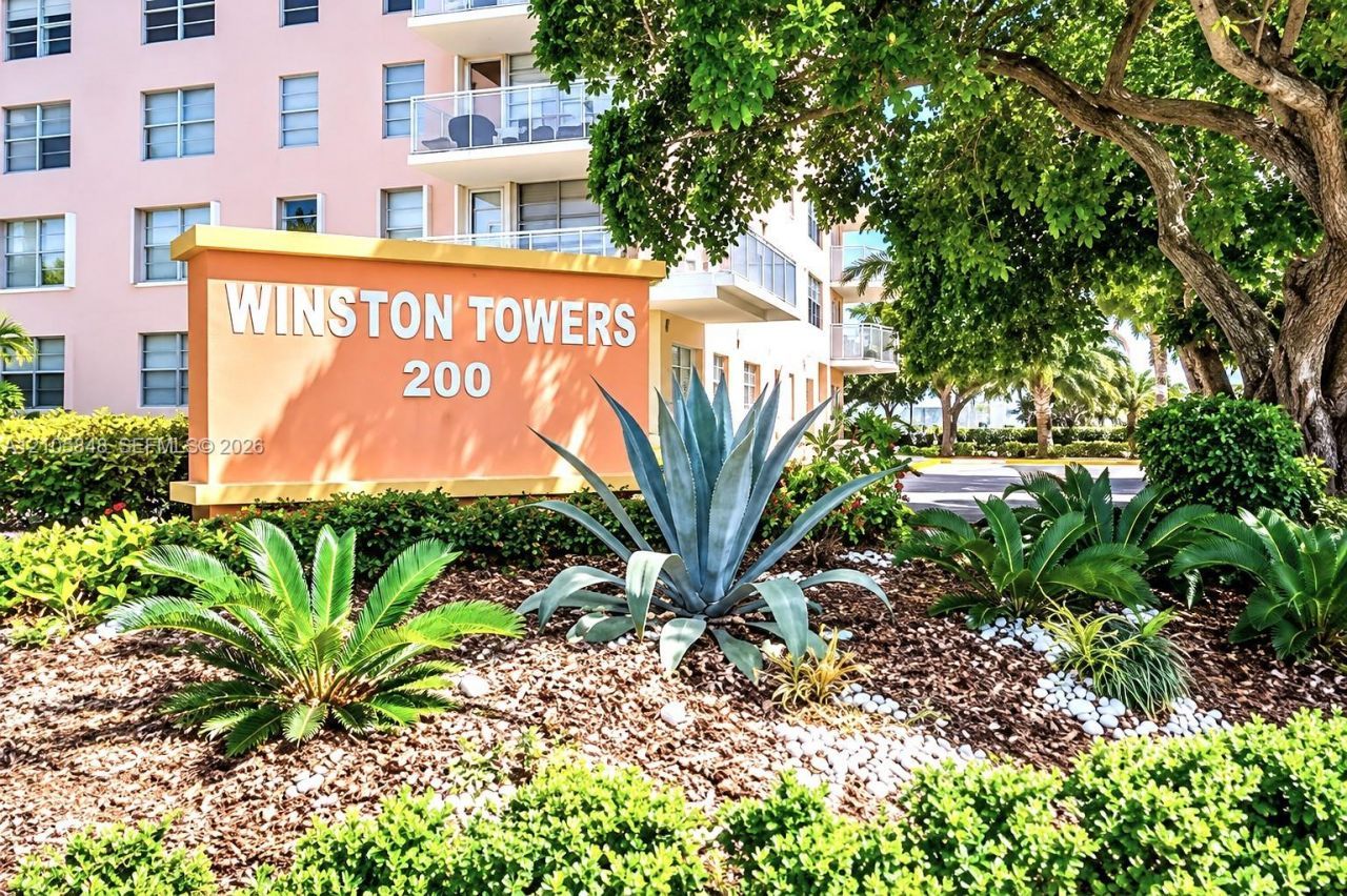 251 174th St , Unit 212, Sunny Isles Beach, FL 33160 Photo