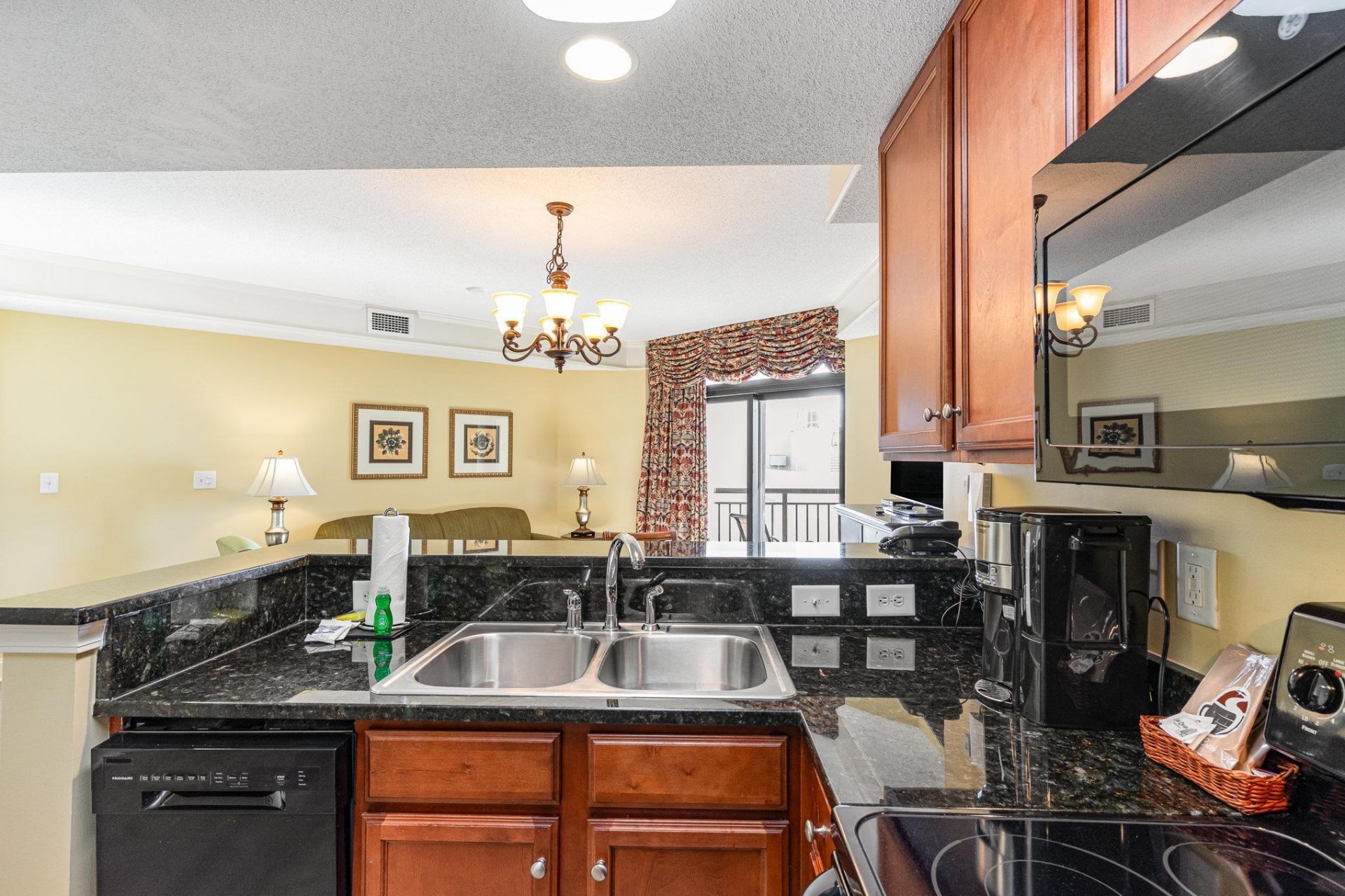 2600 N Ocean Blvd.  Photo 10