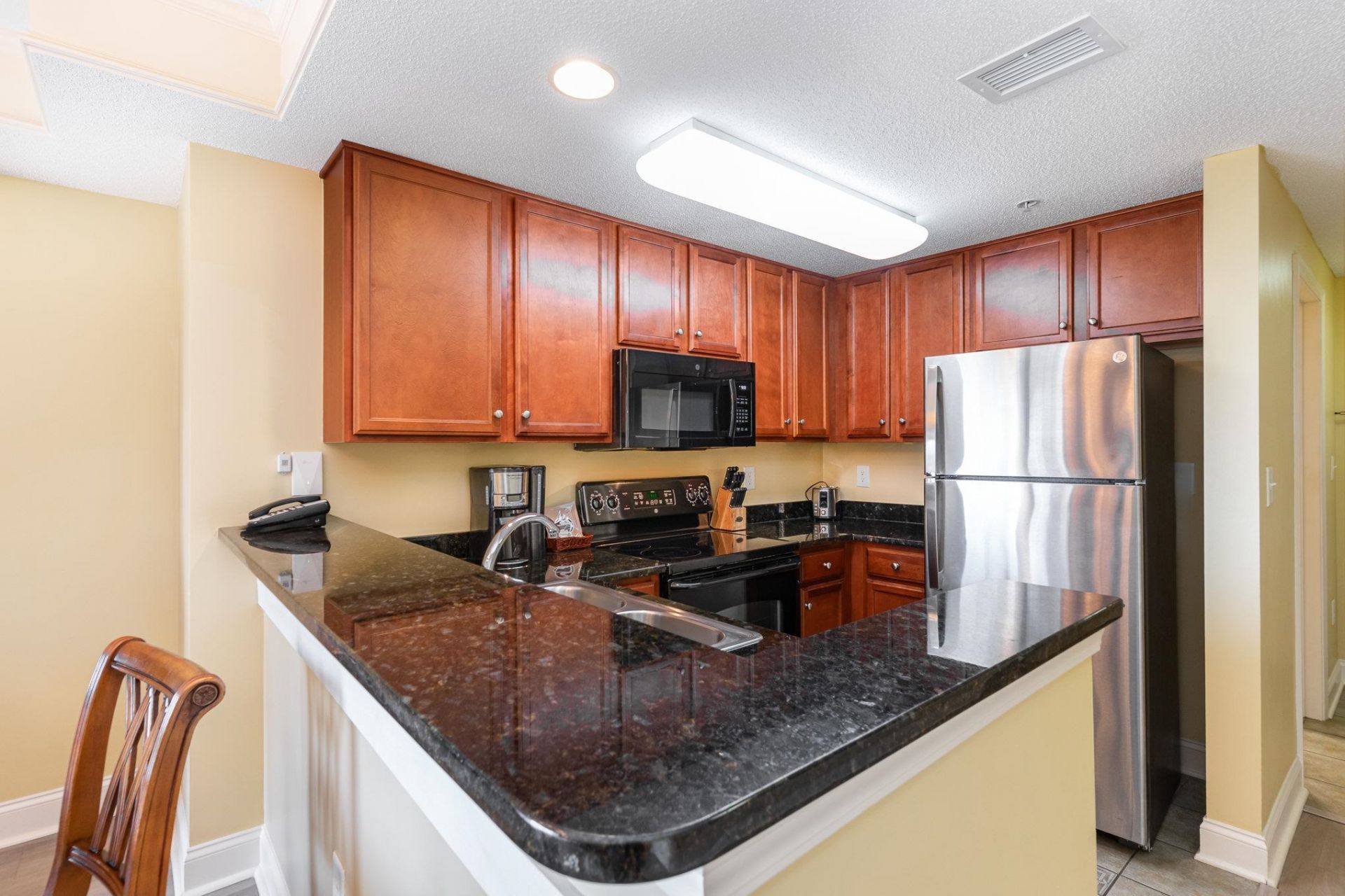 2600 N Ocean Blvd.  Photo 8