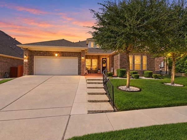 381 Betony LOOP, Buda, TX 78610